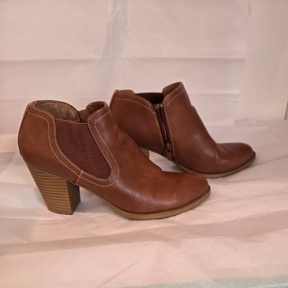 Eurosoft Sharlene Heeled Bootie, Brown, 8.5M